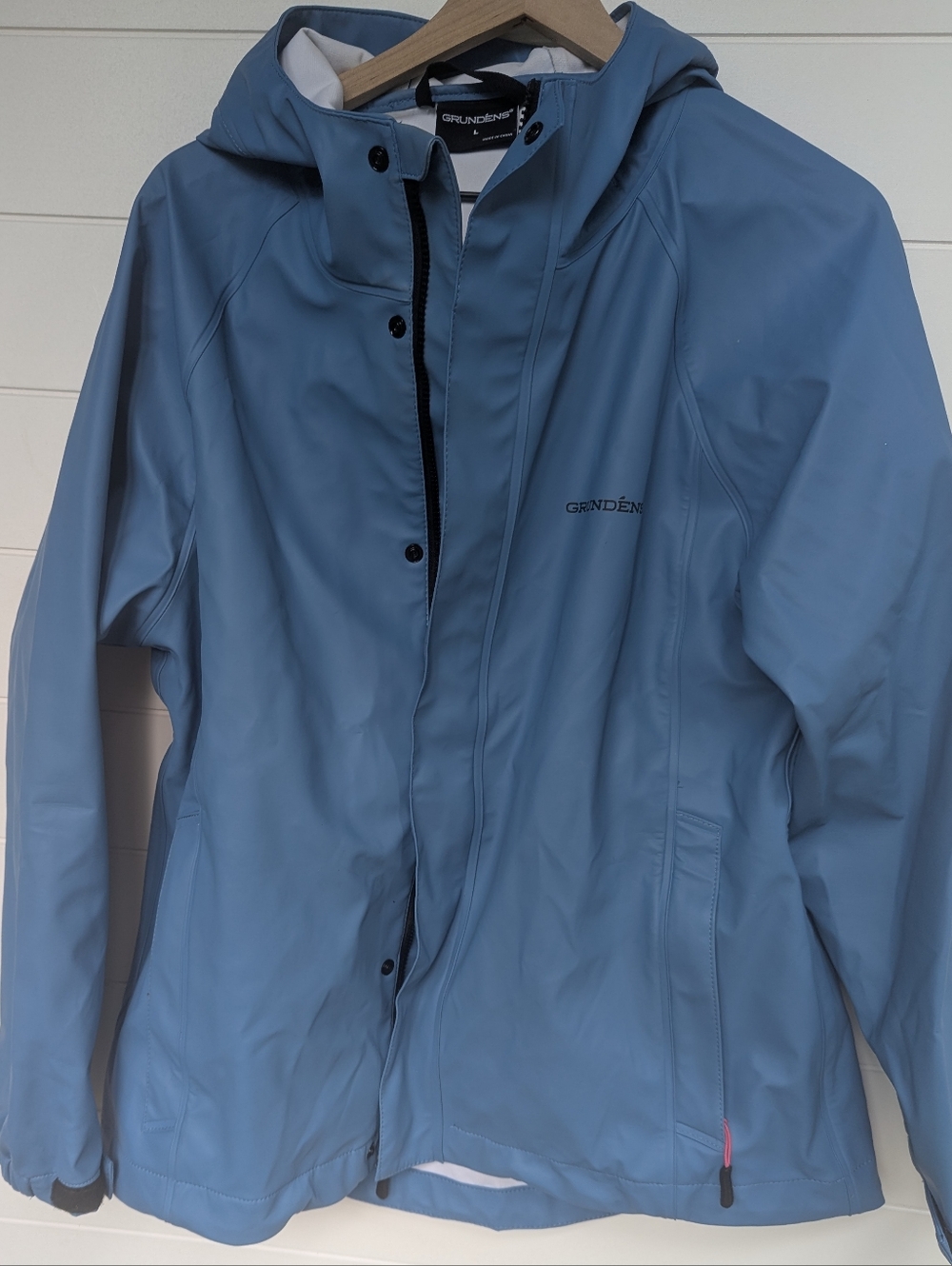 Grundéns Women's Powder Blue Hooded Rain / Commercial Fishing Jacket